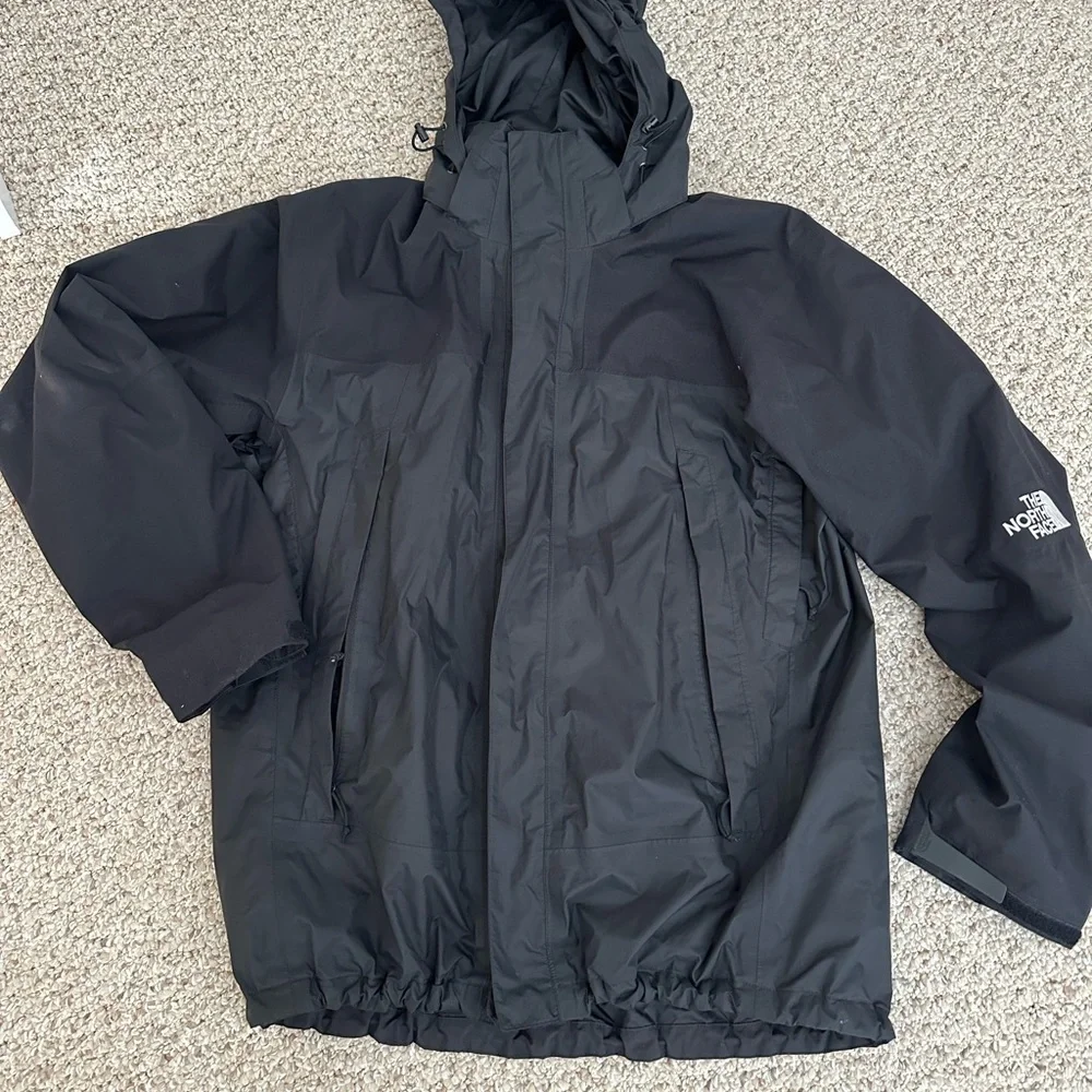 The North Face Never Stop Exploring Hiking Jacket